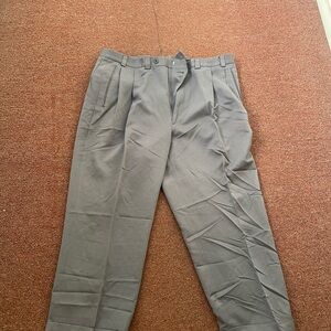 Geoffrey Beene Men's Pleated Dress Pants - Light Gray